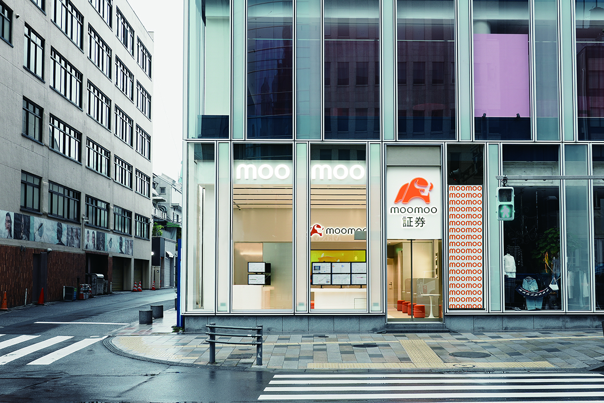 moomoo証券ストア 表参道
